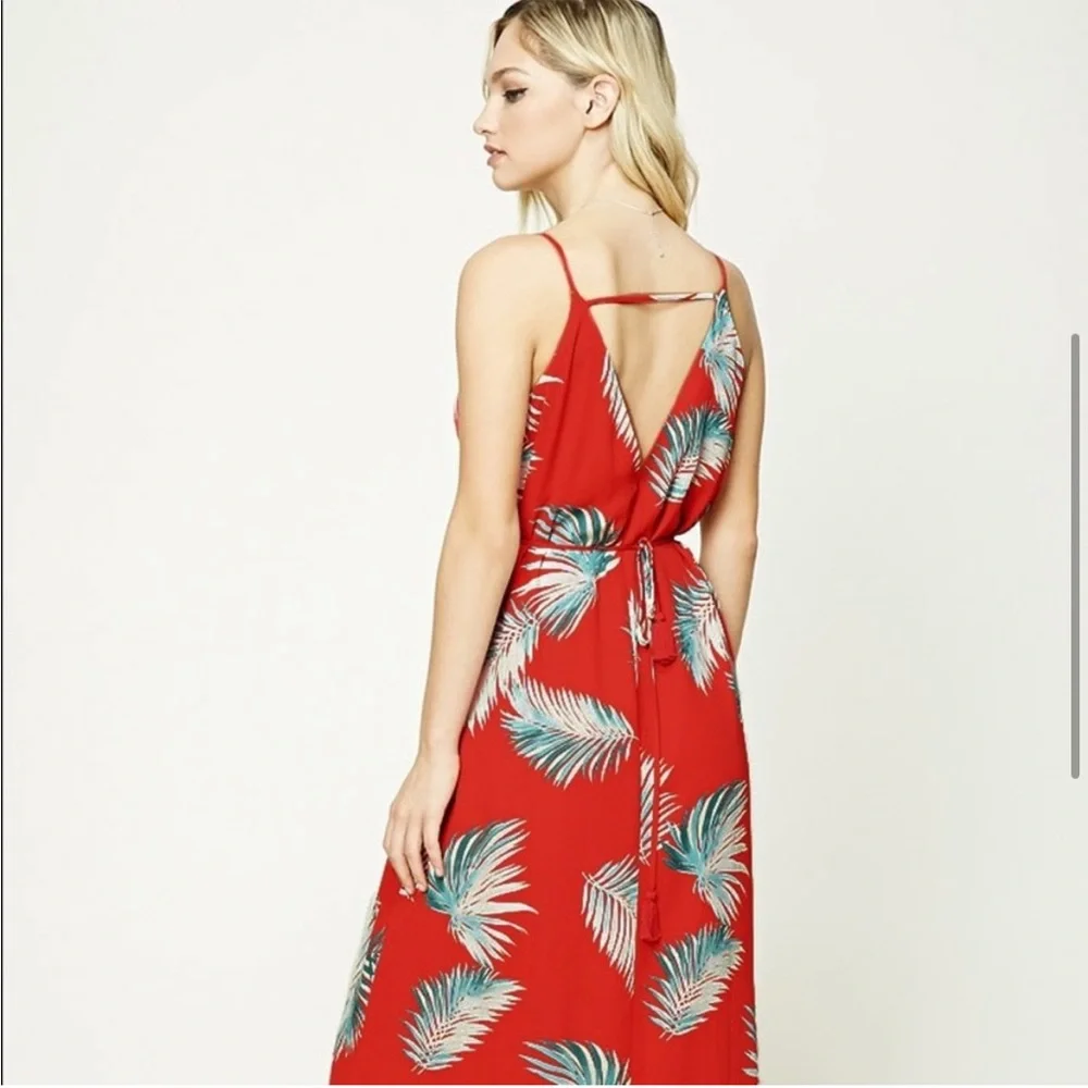 Forever 21 Contemporary Red Tropical Print Maxi Dress Size Small